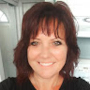 Meet your Posher, Carrie